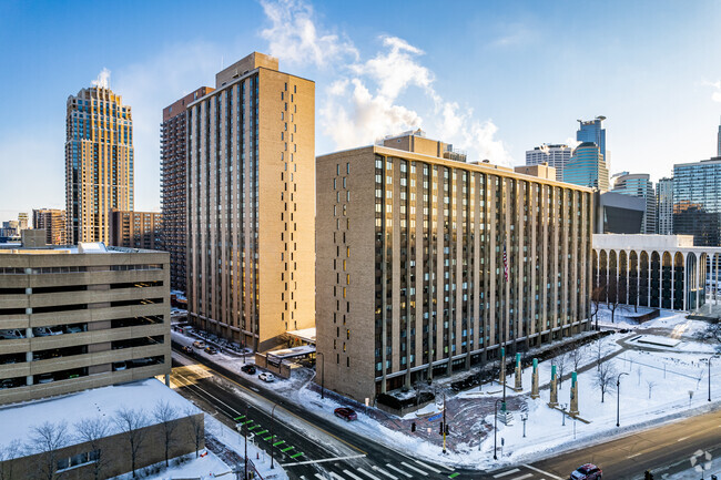 Building Photo - The River Towers Condominium