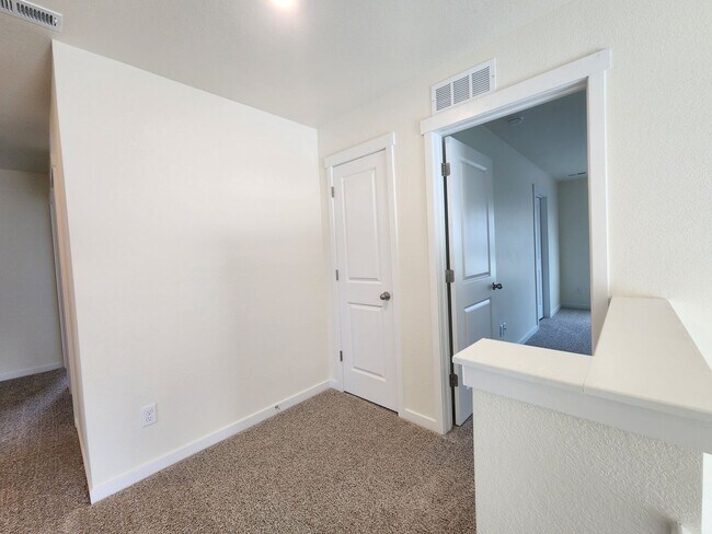 Building Photo - Stunning New Build In Wide Open Bennett!