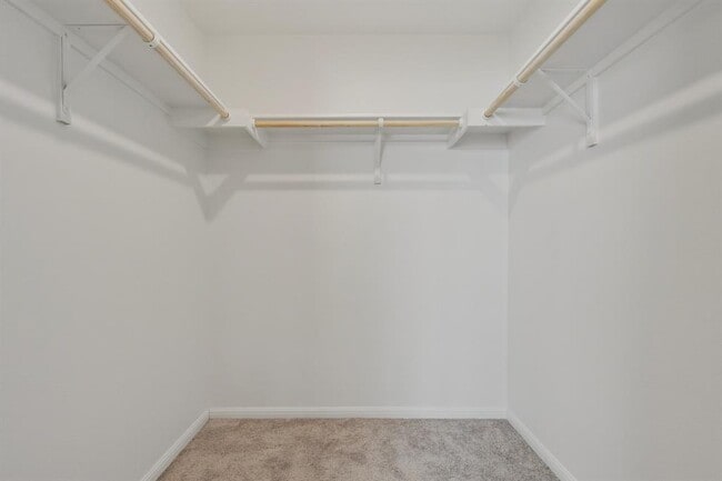 Building Photo - 112 Comet Pointe Dr