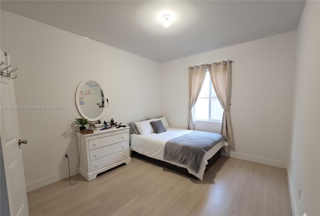 Building Photo - 23488 SW 129th Ave