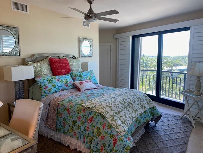 Building Photo - 4101 Ocean Dr