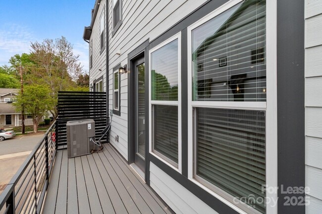 Building Photo - 109 Goodson Pl