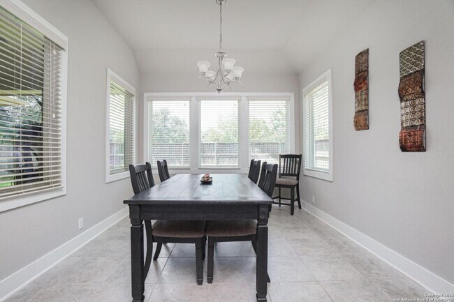 Building Photo - 2519 Merritt Vista