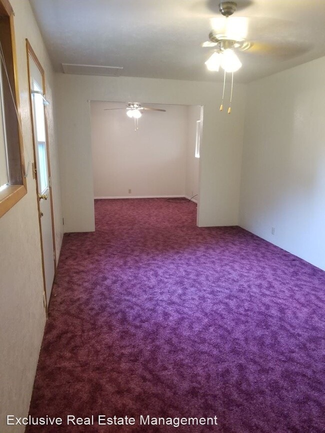 Building Photo - 3 br, 2.5 bath House - 2444 Redwood Drive