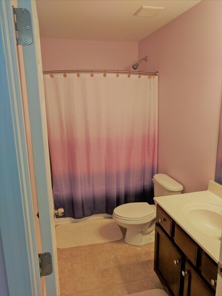 3rd bathroom - 9792 Wlakers Glen DR NW