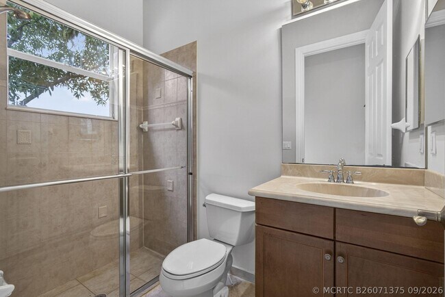 Building Photo - 625 Glenfield Way