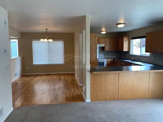 Building Photo - 2615 Forecastle Dr