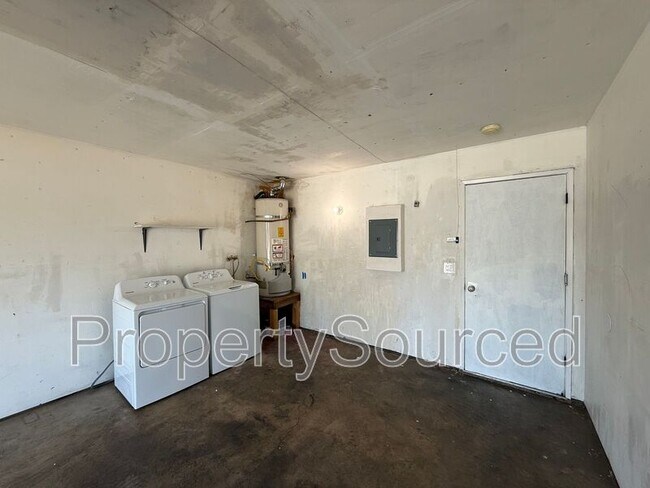 Building Photo - 1944 Hickock Ct