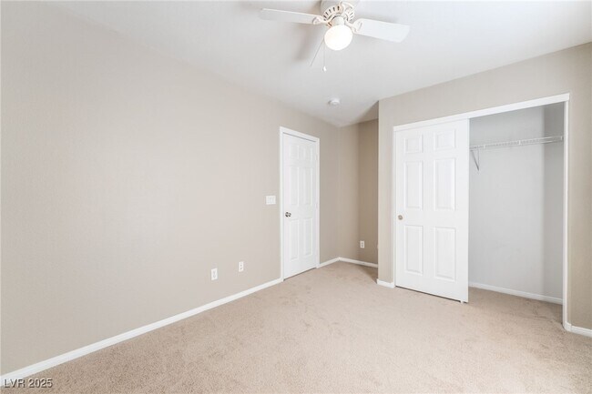 Building Photo - 5164 Bellaria Pl