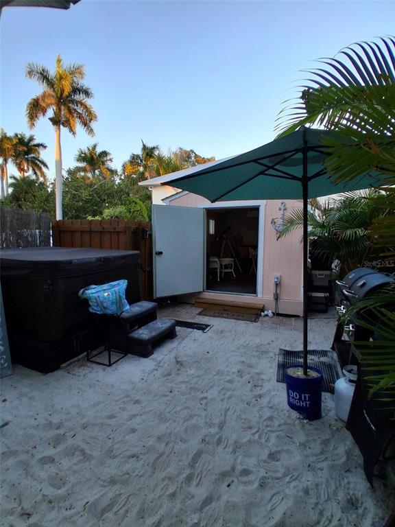 Building Photo - 216 Berry St