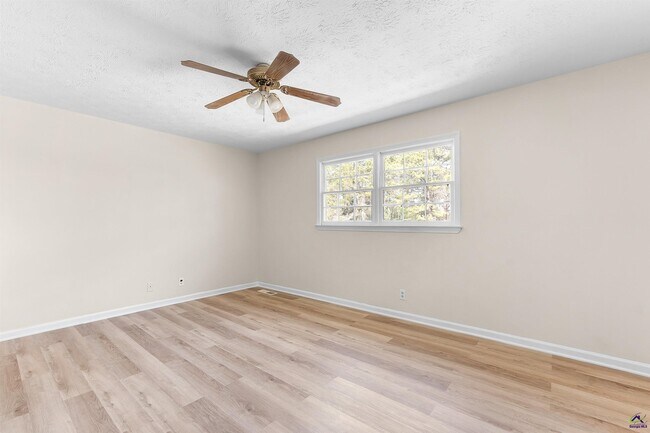 Building Photo - 1636 Huntley Ridge Dr