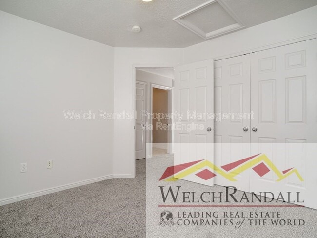 Building Photo - 1428 N 2575 E