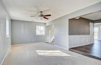 Building Photo - 727 Alder Cir