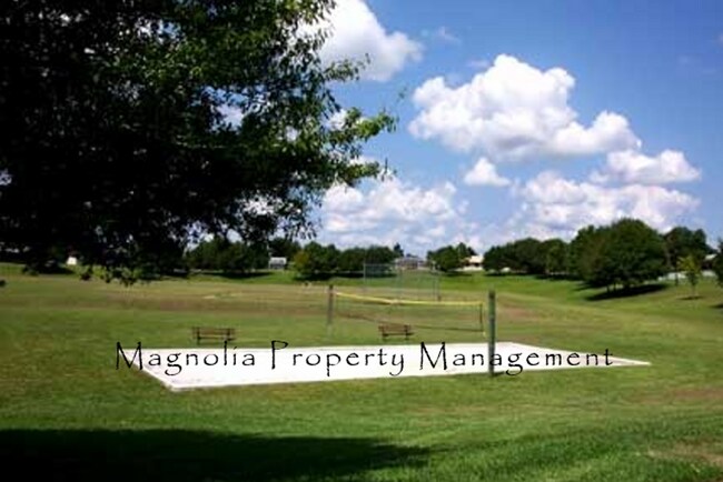 Building Photo - 7729 Indian Ridge Trail N