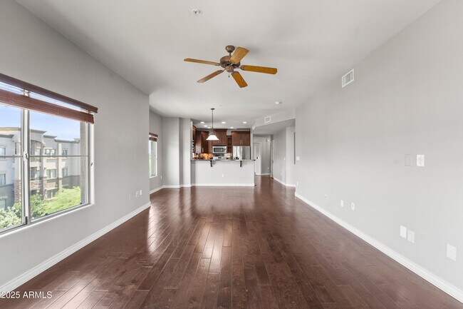 Building Photo - 5350 E Deer Valley Dr