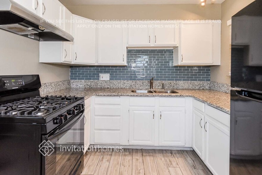 Building Photo - 26 Brown St