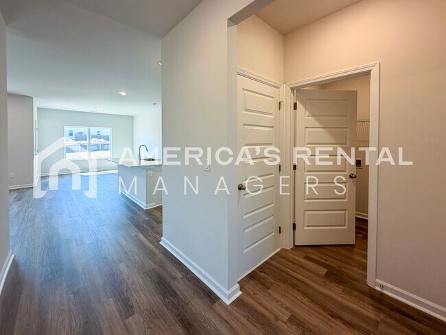 Building Photo - New Construction Home for Rent!