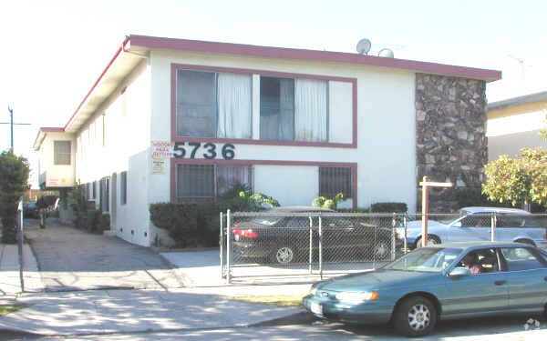 Primary Photo - 5736 Virginia Ave