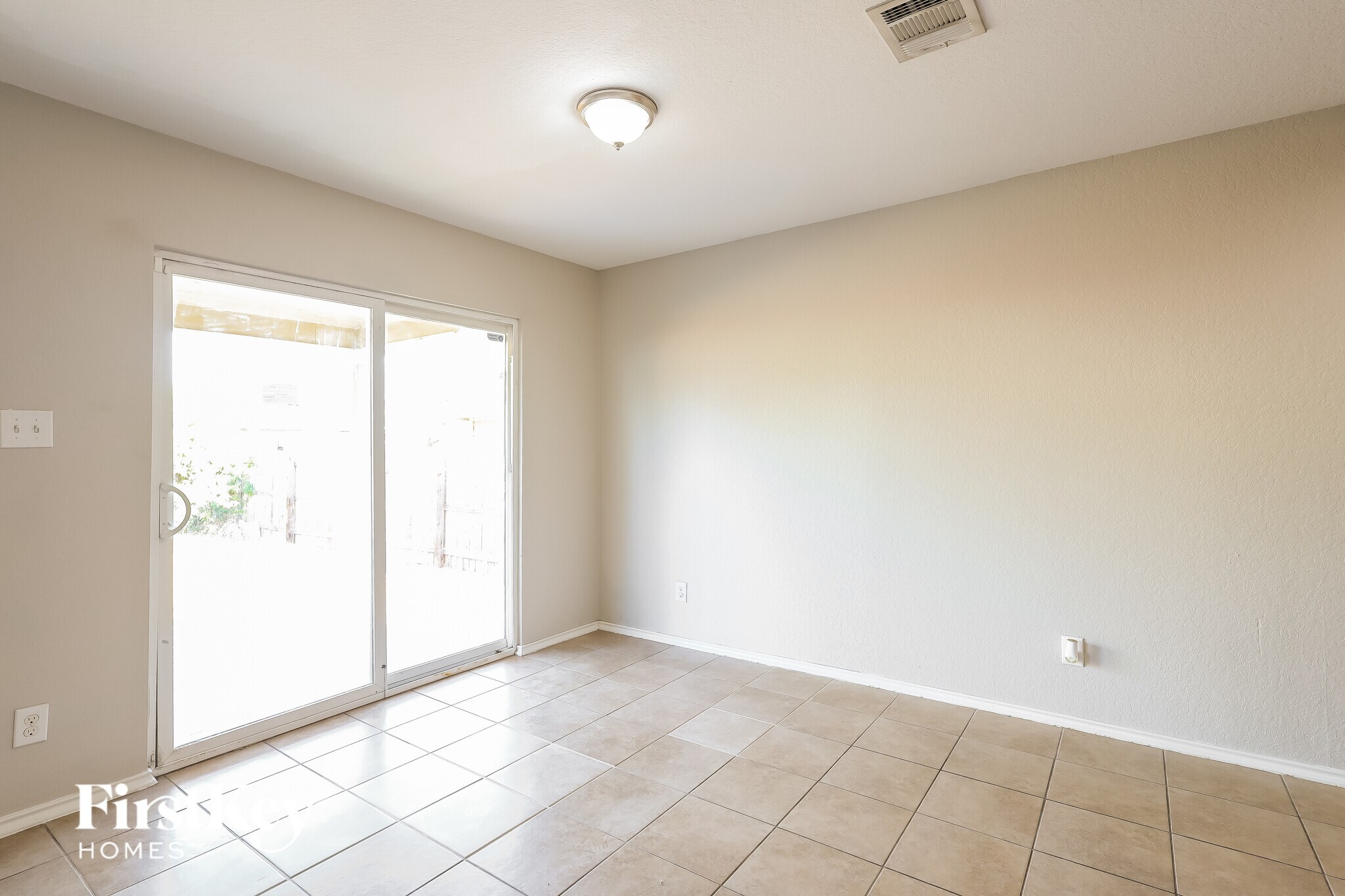 Building Photo - 1811 Buescher Path