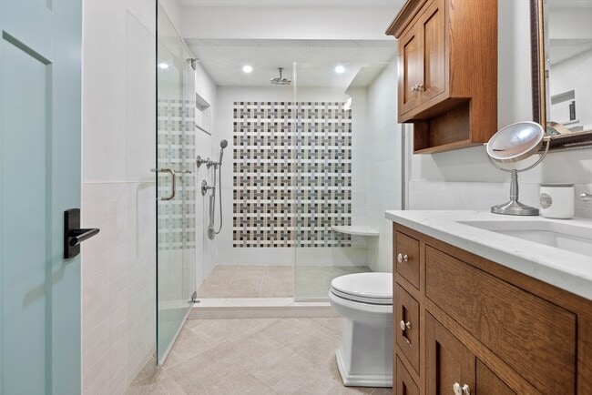 Building Photo - 7 Bobby Jones Dr