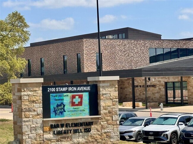 Building Photo - 2213 Nightjar Song Dr