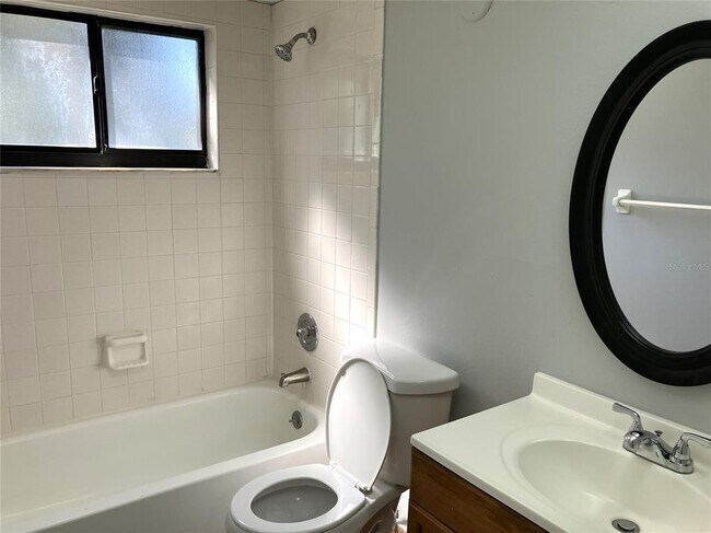 Building Photo - 11703 Raintree Village Blvd