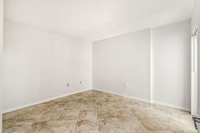Building Photo - 1805 Atlantic St