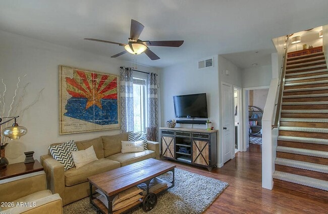 Building Photo - 1225 N 36th St