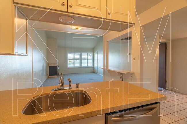 Building Photo - 3790 W Benjamin Holt Dr