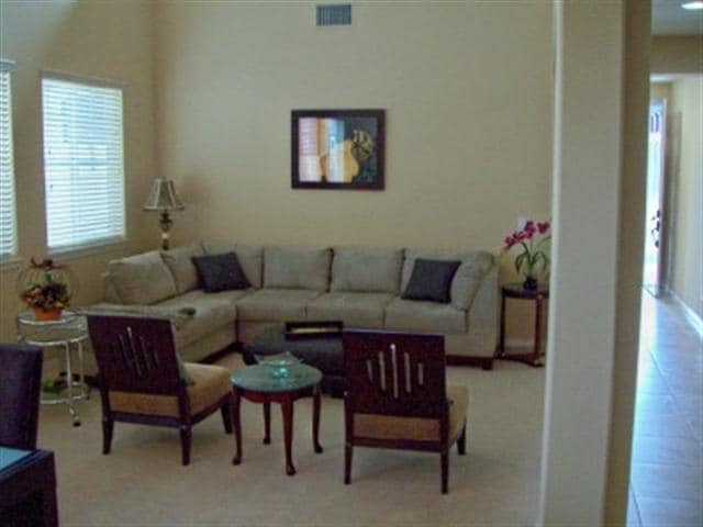 Building Photo - Beautiful Home located in Wolf Creek