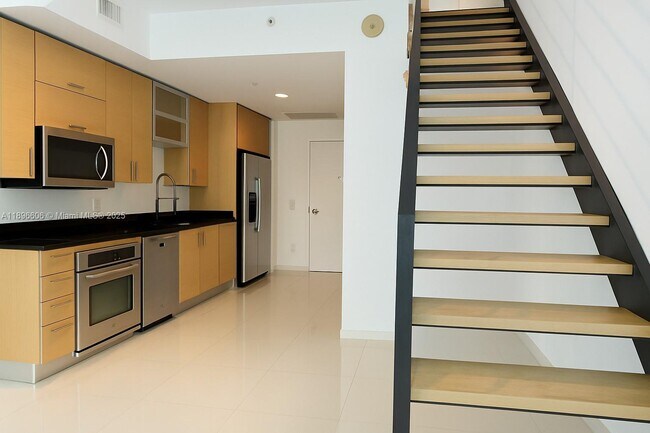 Building Photo - 60 SW 13th St