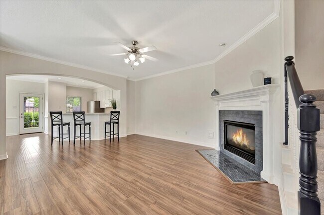 Building Photo - 12430 Timber Hollow