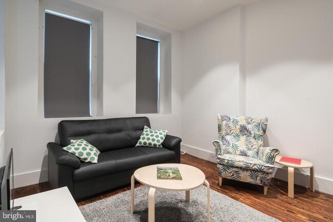 Building Photo - 126 N 3rd St