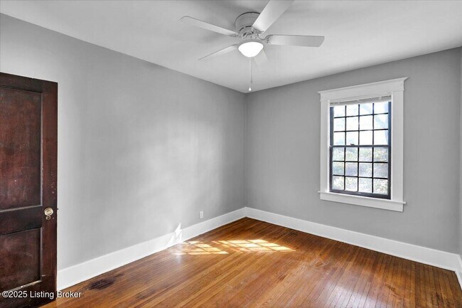 Building Photo - 2059 Alta Ave