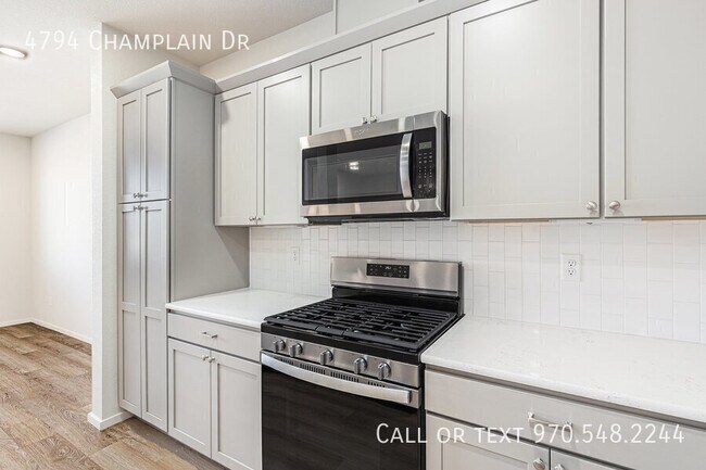 Building Photo - 4794 Champlain Dr