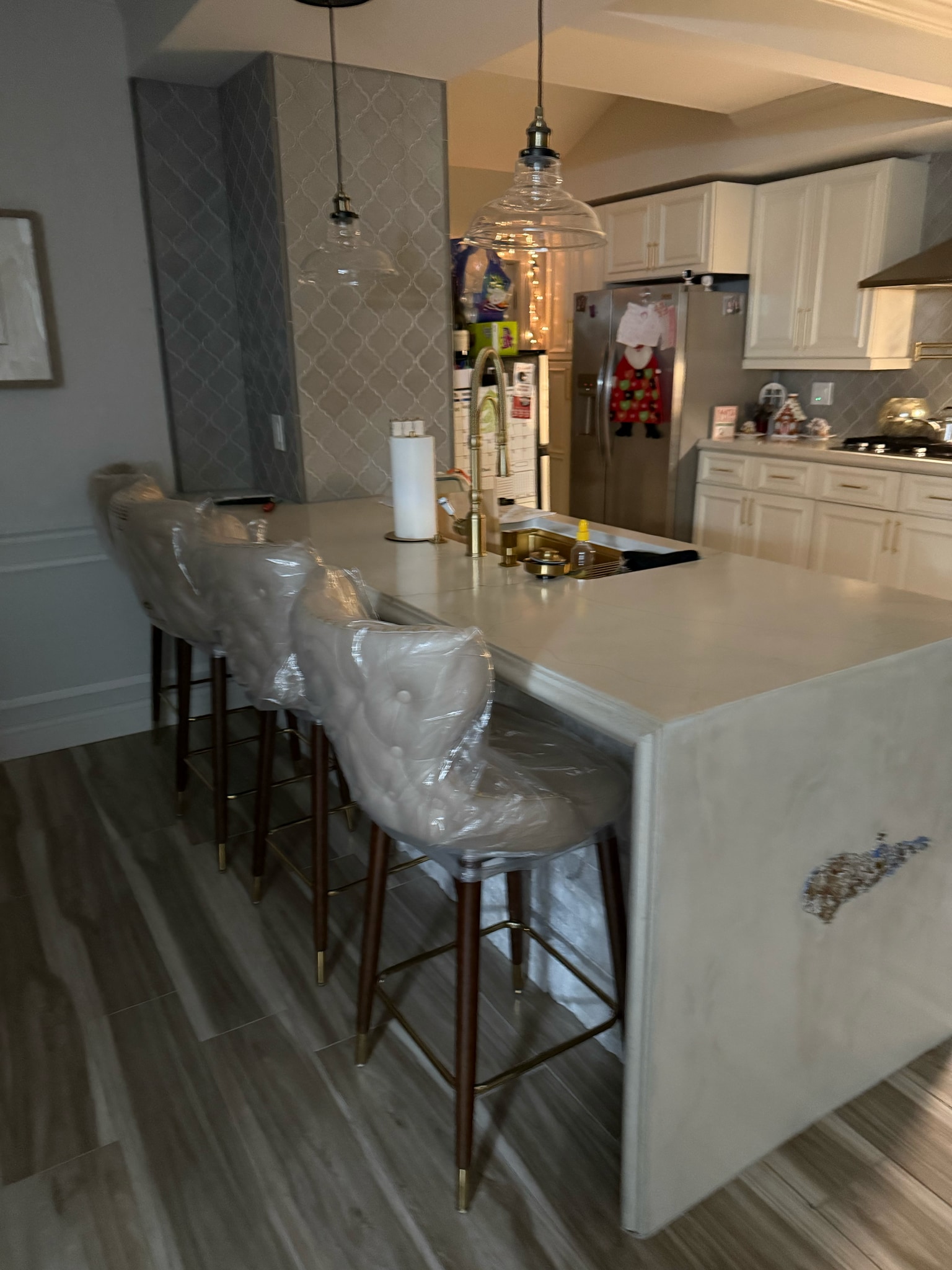 Kitchen Island - 2936 Lake Ave