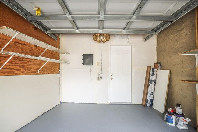 Building Photo - 2955 Bay View Dr