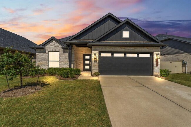 Primary Photo - 40560 Goldeneye Pl
