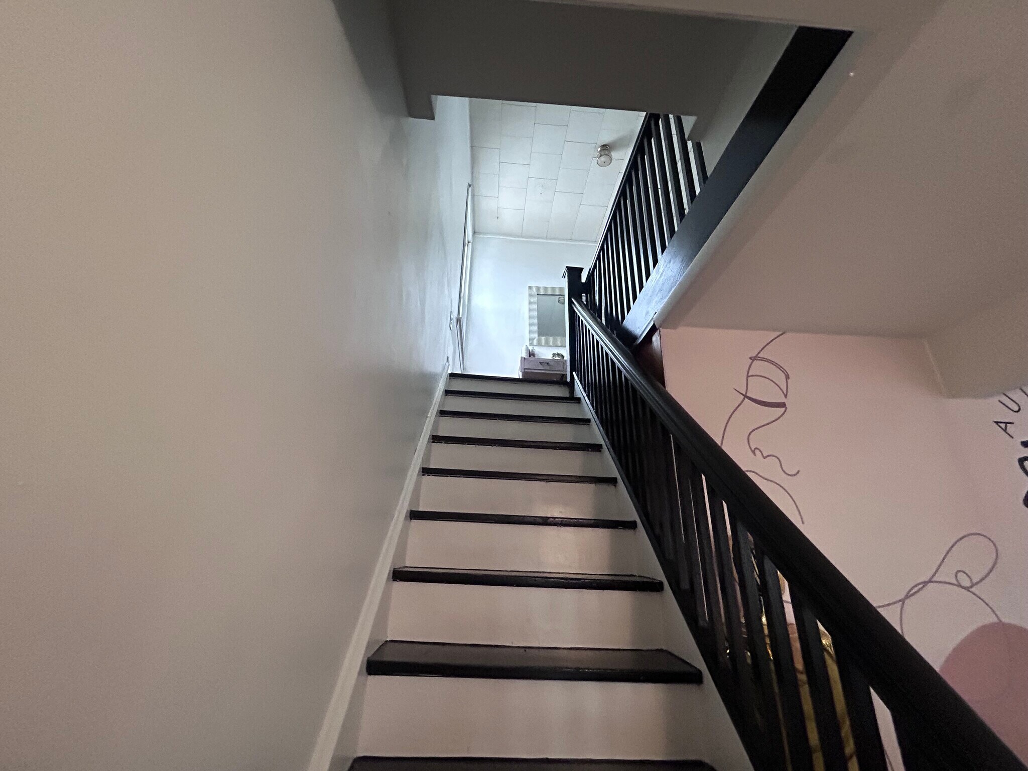 Building Photo - 30 Park St