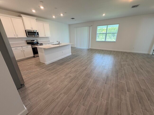Building Photo - 2955 Spanish Cedar Pl