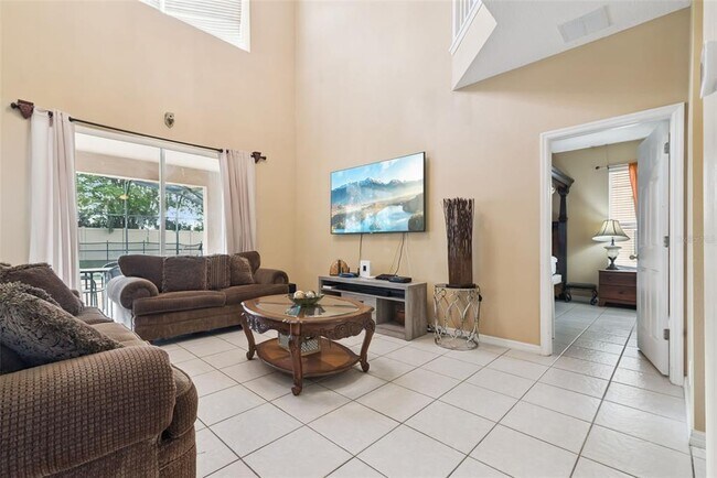 Building Photo - 1162 Solana Cir