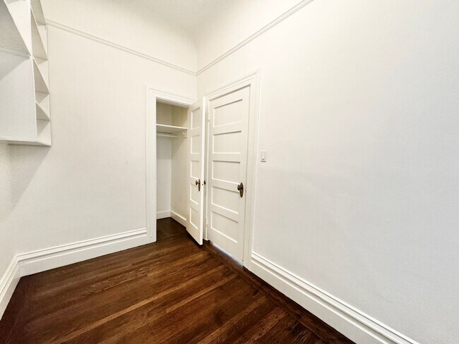 Building Photo - 152 Sproule Ln.