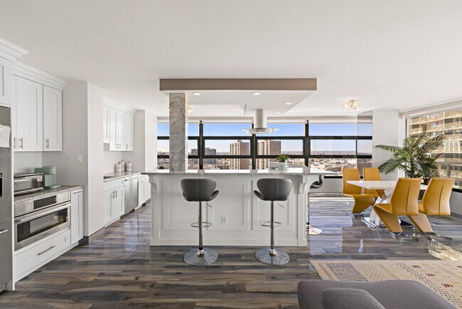 Building Photo - 6050 JFK Blvd E