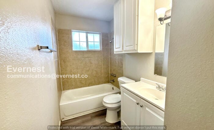 Building Photo - 5214 Fairgreen Ln