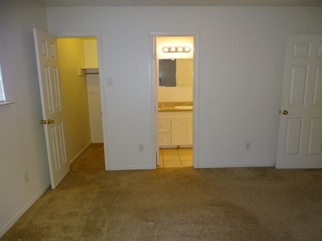 Building Photo - 4818 66th St