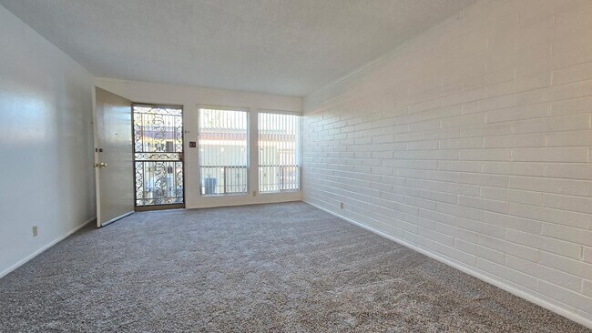 Building Photo - 4917 N 73rd St