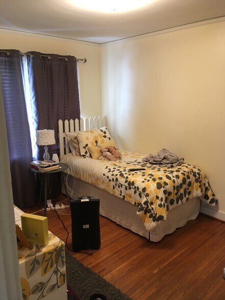 Bedroom #2 - 191 Raleigh St