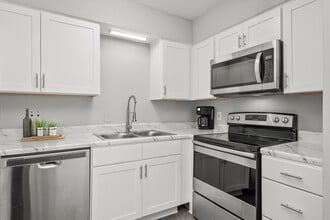 Building Photo - Walton Place Apartments