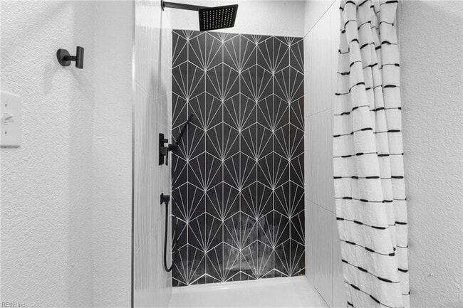 Building Photo - 430 Mt Vernon Ave