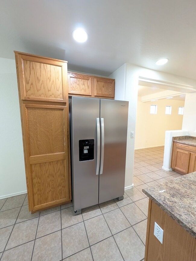 Building Photo - AVAILABLE NOW!!! - Roomy single story 4 bedroom home for rent in Pecan Creek!